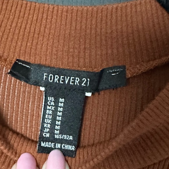 Forever 21 Crop Top with Back Detail - Size Medium - Picture 3 of 3